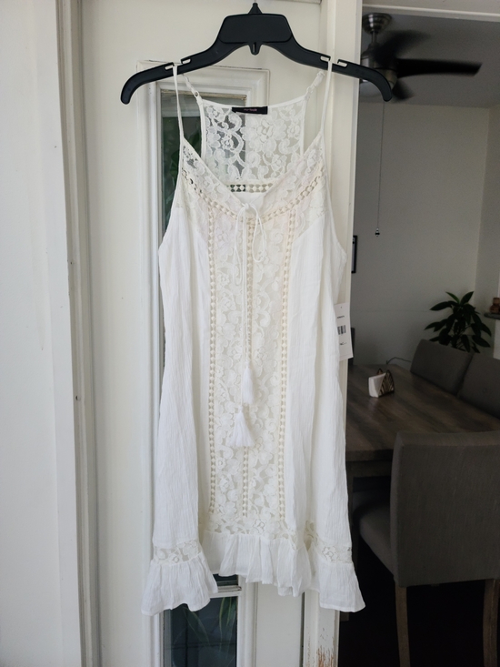 nu look Dresses & Skirts - White Lace-Panel Mini Dress with Tassel Tie